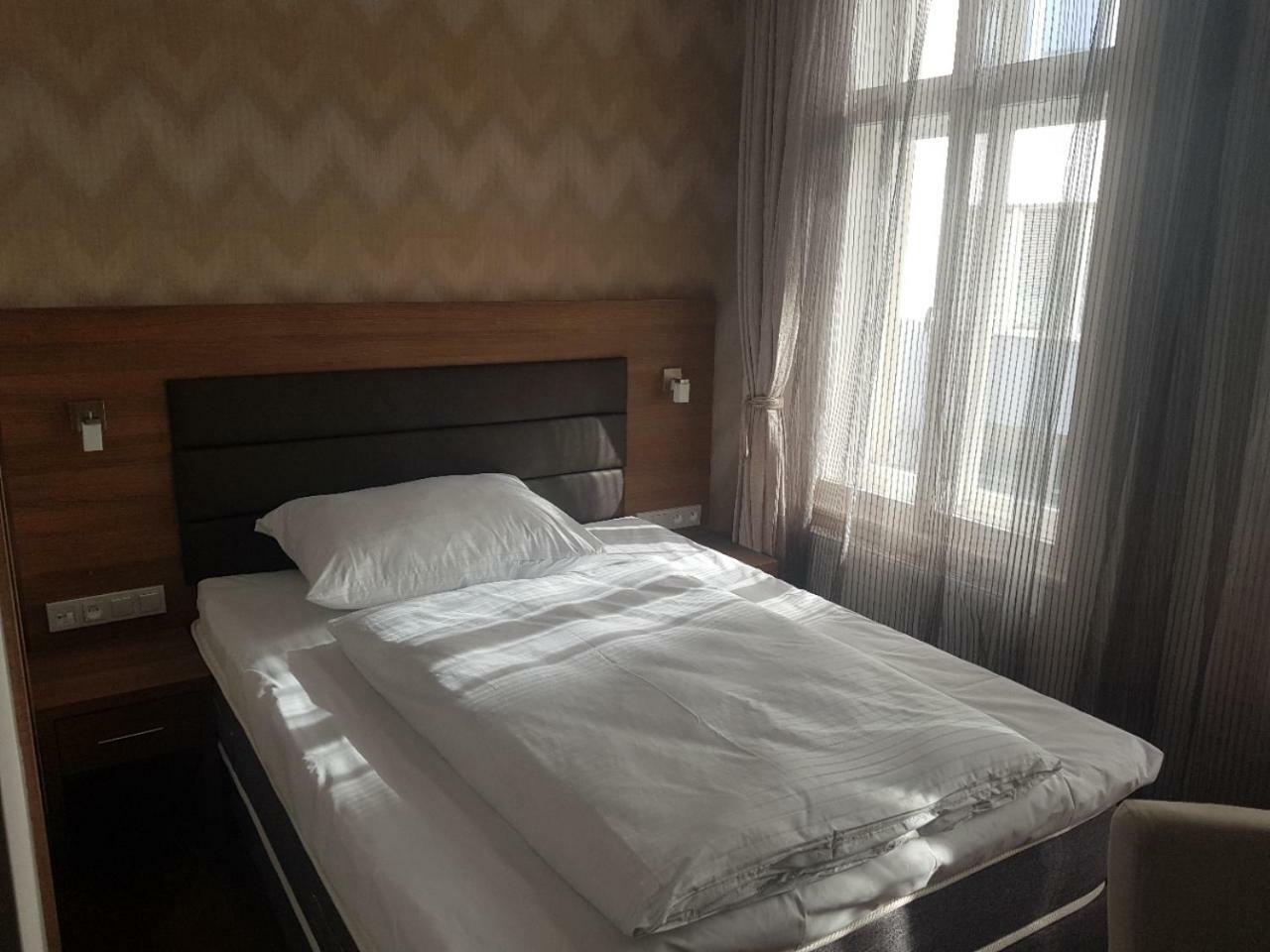 Hotel Prague Star Esterno foto